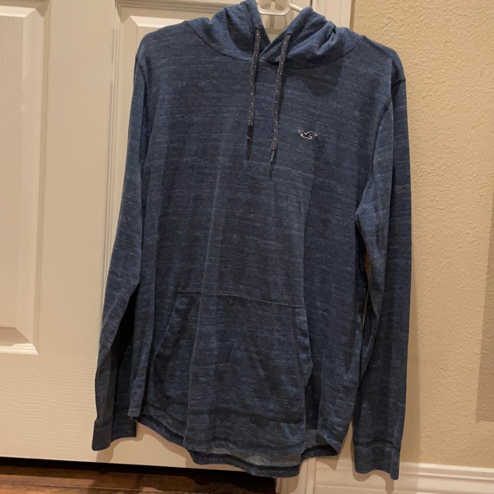 Hollister men’s sweater. Size M.